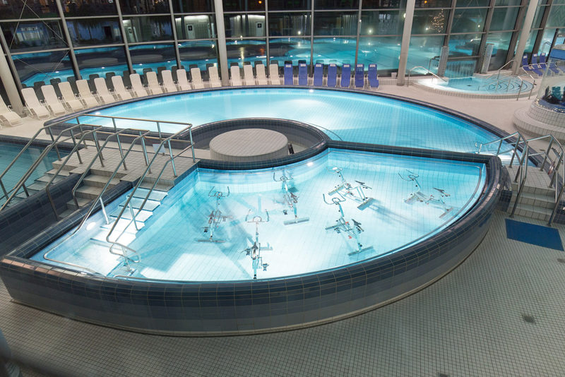 WaldseeTh_Innenbecken_AquaCycling